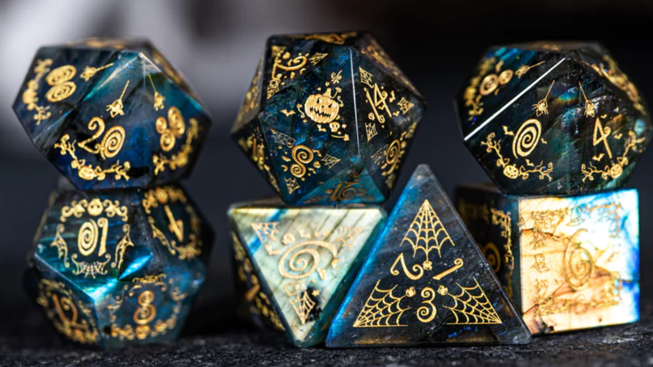 Which Elements Should You Consider During The Selection Of a D&D Dice Set?